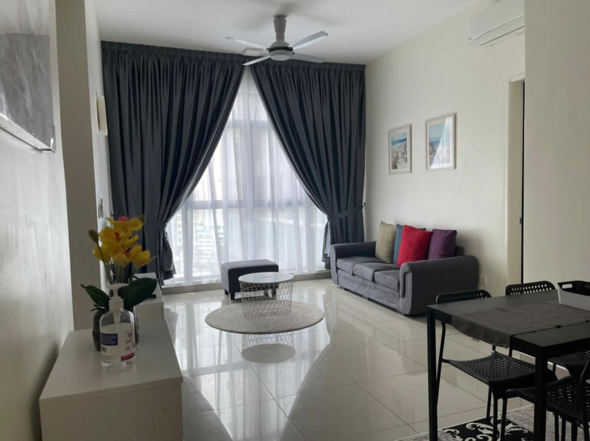 Ioi Conezion Iman'S Home With Pool View Unit Putrajaya Eksteriør billede