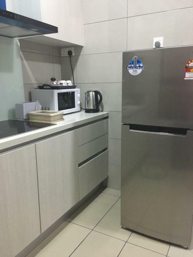 Ioi Conezion Iman'S Home With Pool View Unit Putrajaya Eksteriør billede